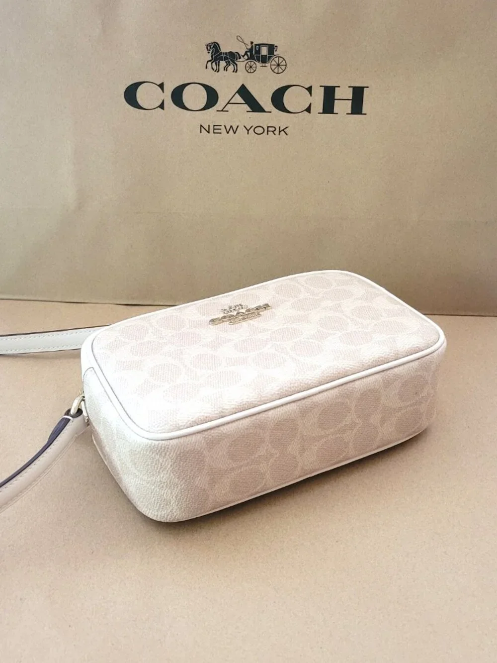 Coach CY752 Mini Jamie Signature Camera Bag Crossbody Handbag Sand Chalk - Picture 6 of 7